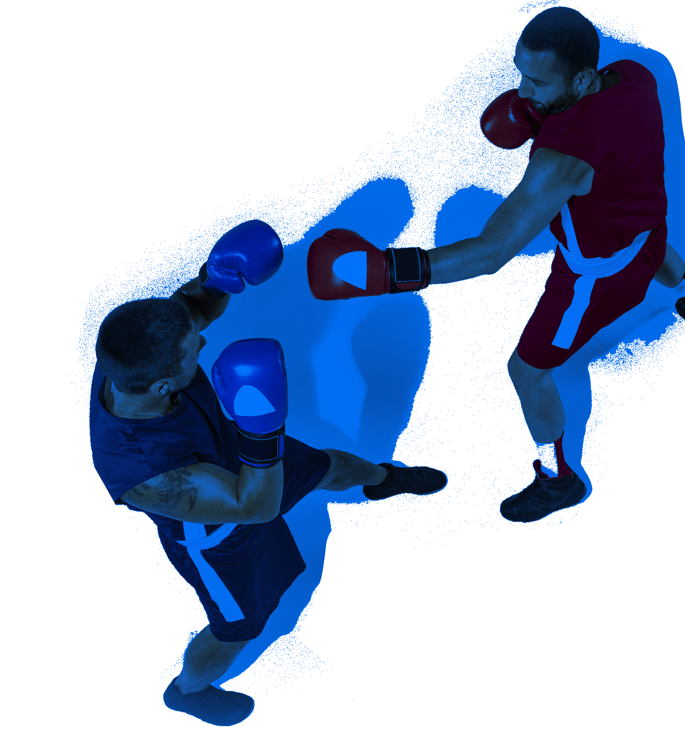 En la foto, se aprecia a dos boxeadores. Se miran fijamente. El de guantes rojos ataca, mientras que el otro, el de azul, se defiende. 